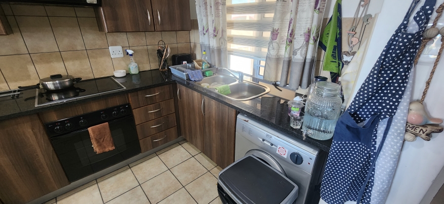 2 Bedroom Property for Sale in Dana Bay Western Cape